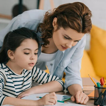 Artículo principal: Una mejor manera de educar a los niños de la escuela primaria